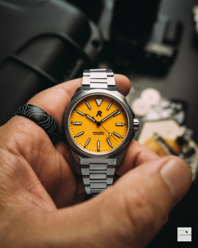 RZE Resolute Pro - Medallion Yellow Enamel (bransoleta + RZE Resolute Pro - Medallion Yellow Enamel (bransoleta +
